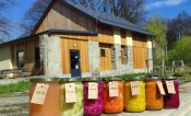 10% sleva při nákupu v podnikové prodejně KVAŠÁRNA v Černé vodě 10% sleva při nákupu v podnikové prodejně KVAŠÁRNA v Černé vodě
